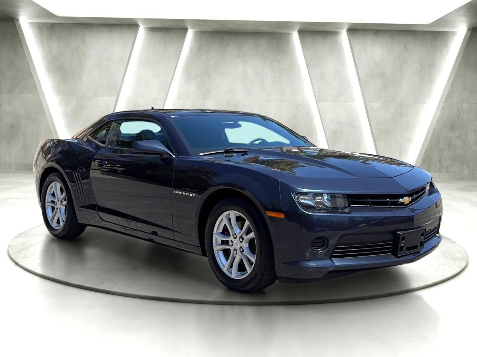 Used 2014 Chevrolet Camaro LS RWD image 1