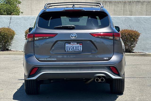 Certified 2021 Toyota Highlander XSE FWD image 8