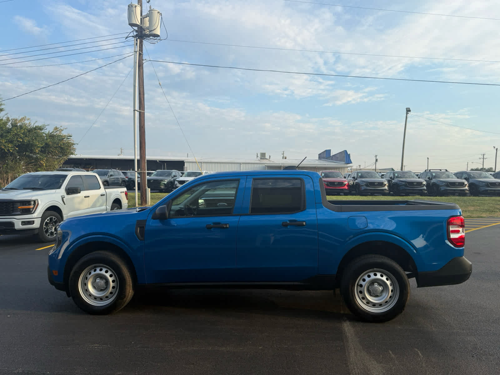Used 2025 Ford Maverick XL w/ 4K Tow Package AWD/4WD image 24