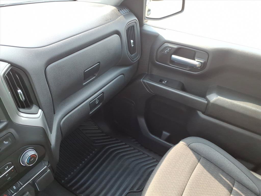 Used 2026 Chevrolet Silverado 1500 Custom AWD/4WD image 33