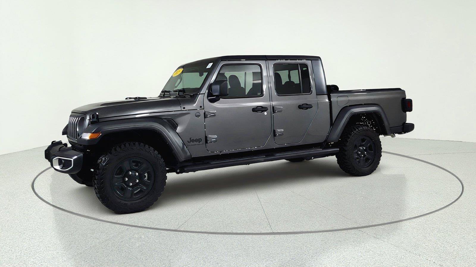 Used 2025 Jeep Gladiator Sport AWD/4WD image 3