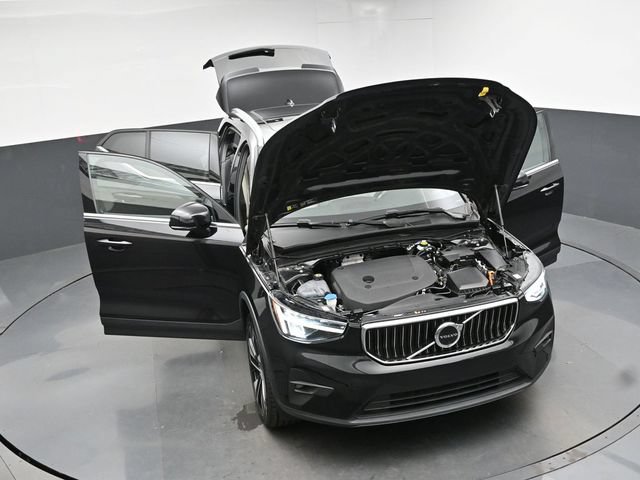 Used 2023 Volvo XC40 B5 Ultimate w/ Protection Package Premier AWD/4WD image 49