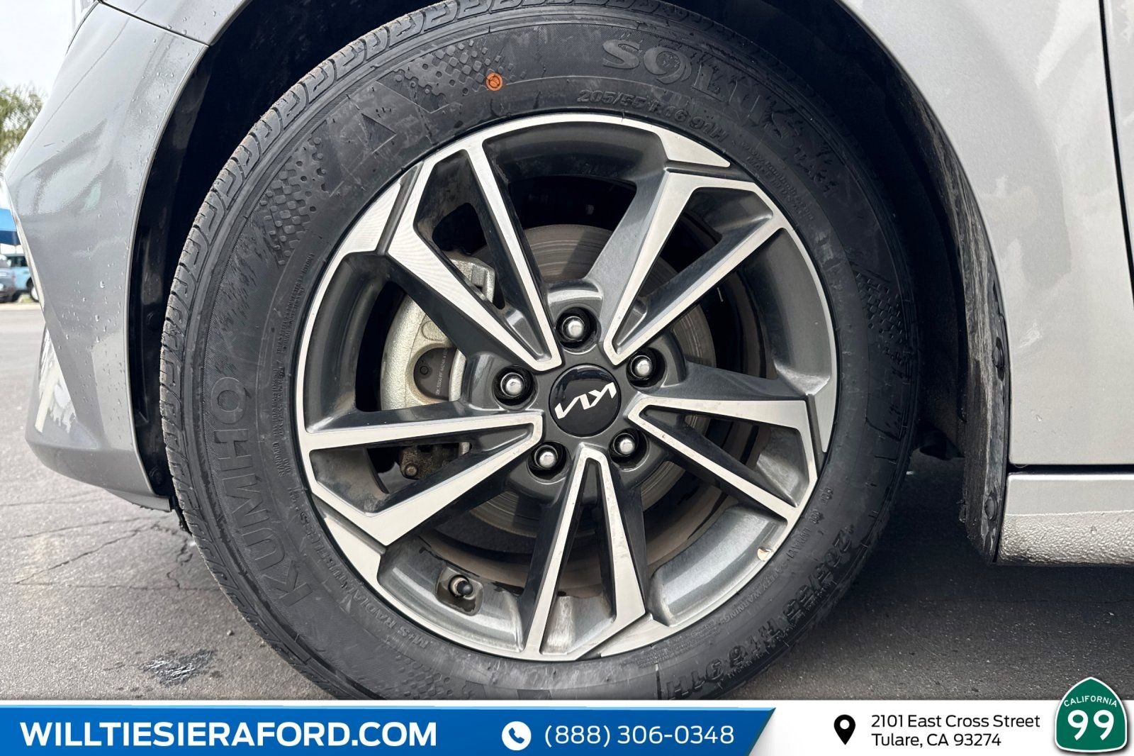 Used 2024 Kia Forte LXS image 12