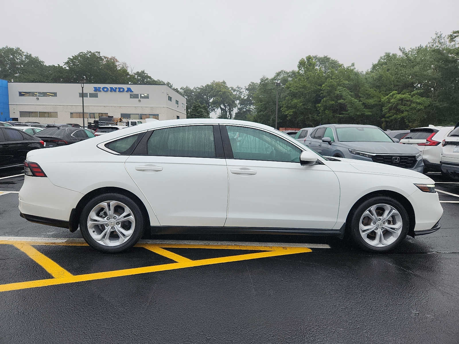 Certified 2023 Honda Accord LX image 7