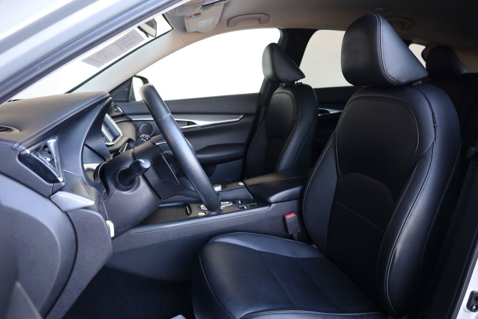 Used 2021 INFINITI QX50 Pure FWD image 17