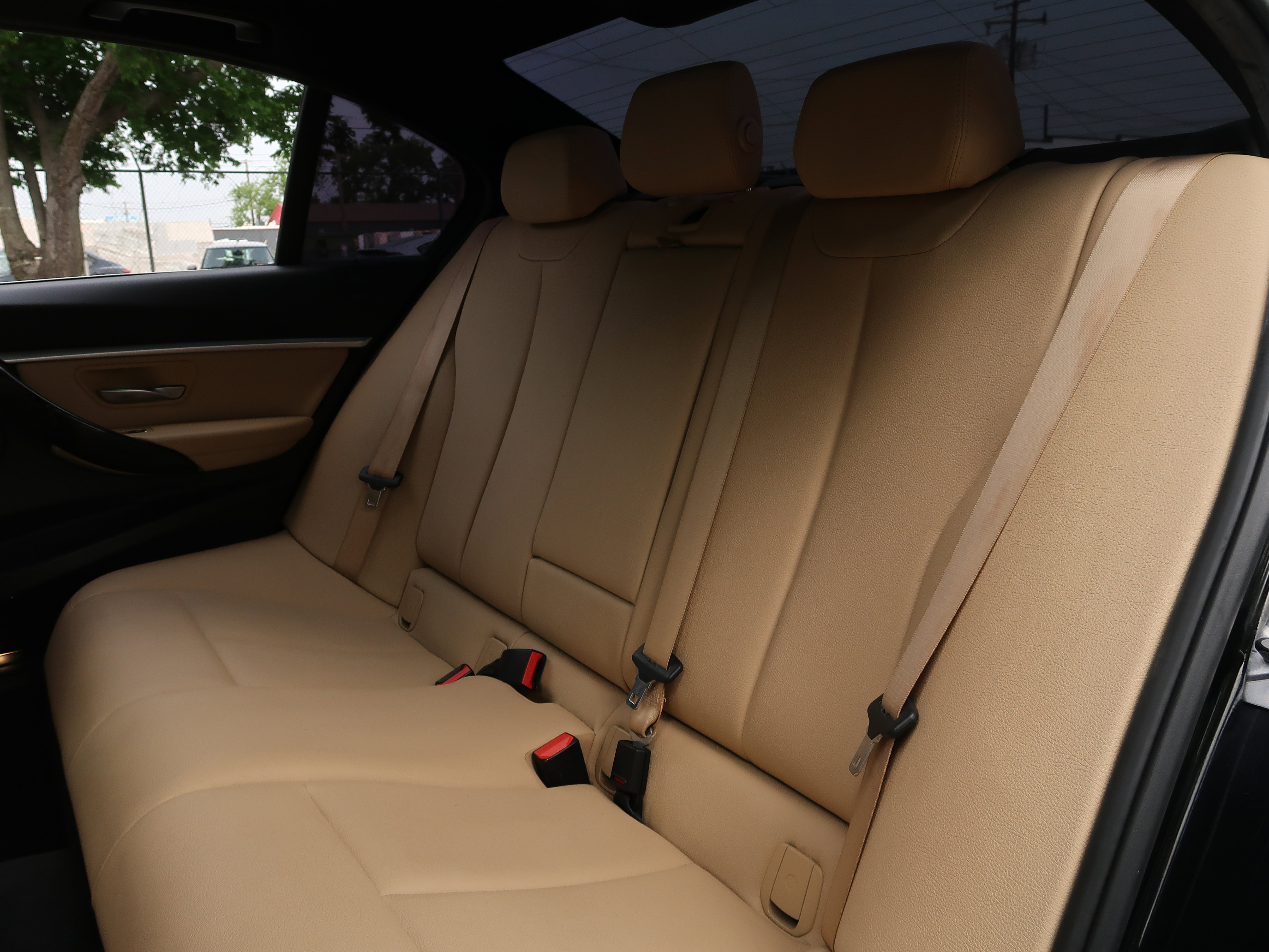 Used 2018 BMW 330i Sedan w/ Convenience Package RWD image 32