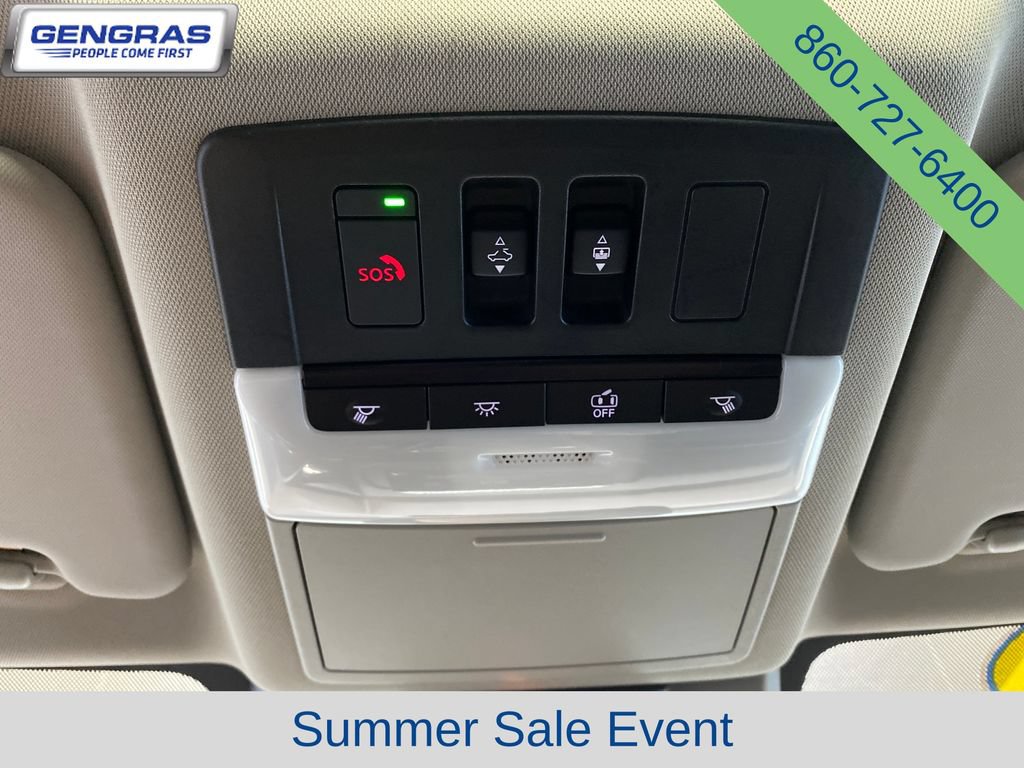 Used 2023 Nissan Rogue SV w/ SV Premium B Package AWD/4WD image 25