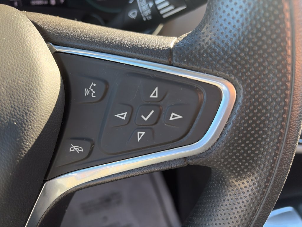 Used 2023 Chevrolet Equinox LS FWD image 12