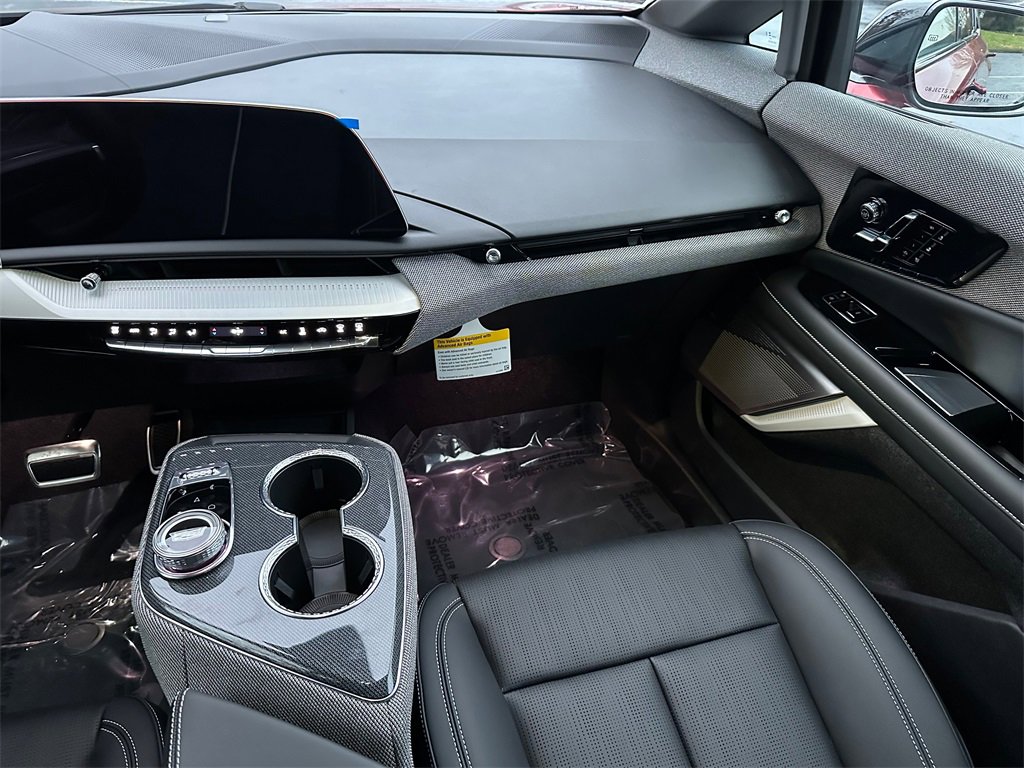 New 2026 Cadillac Optiq Sport 2 image 18