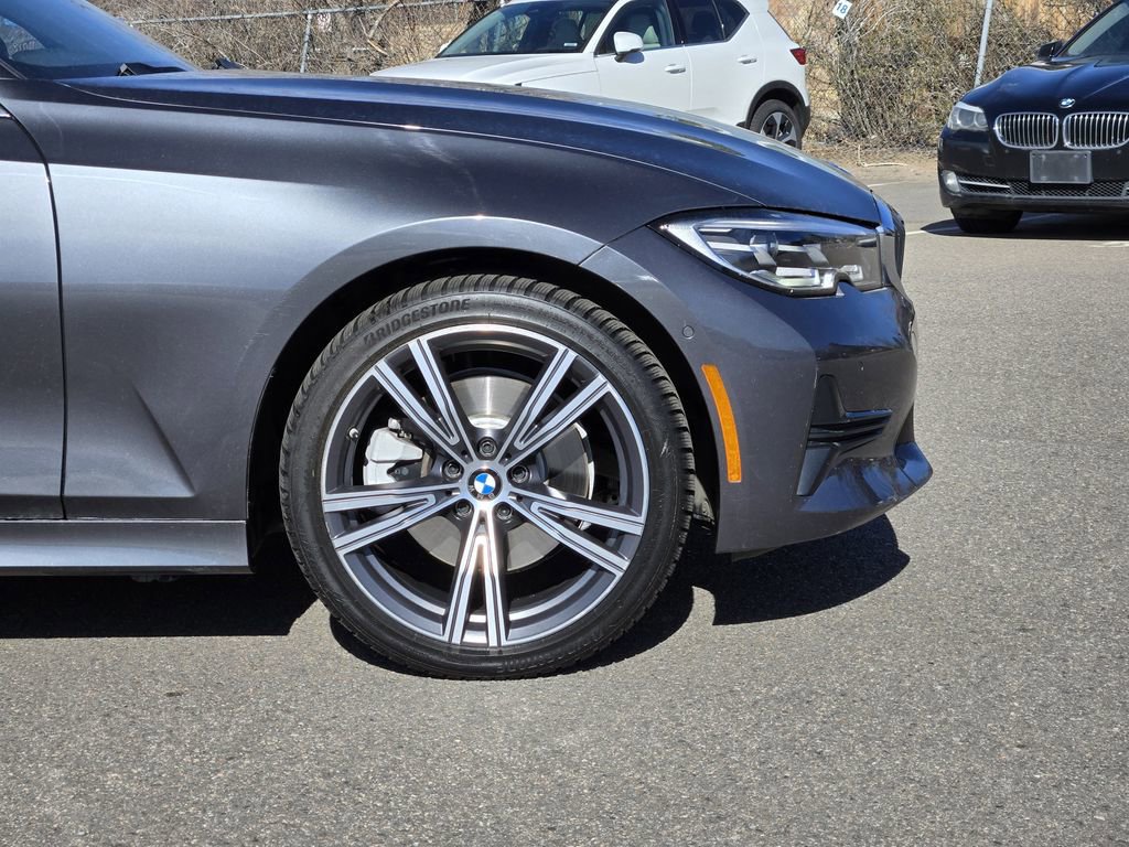 Used 2021 BMW 330i xDrive 330i xDrive w/ Premium Package image 8