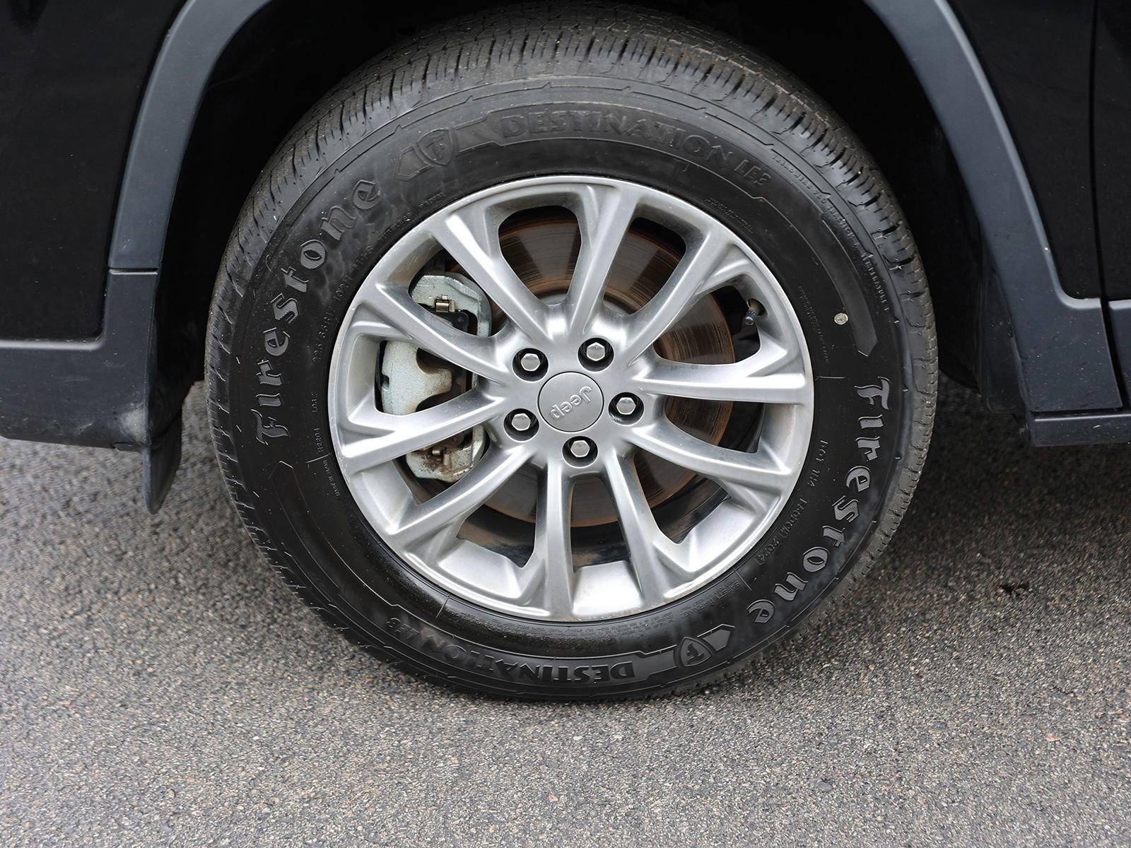 Used 2021 Jeep Cherokee Latitude Lux w/ Comfort/Convenience Group image 11