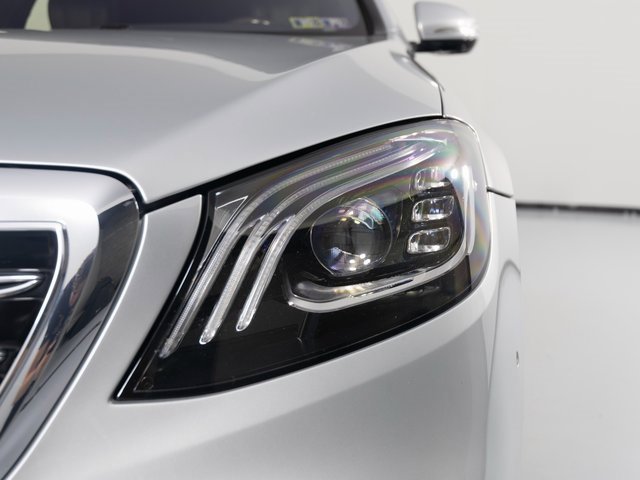 Used 2019 Mercedes-Benz S 560 Sedan w/ AMG Line Exterior image 37