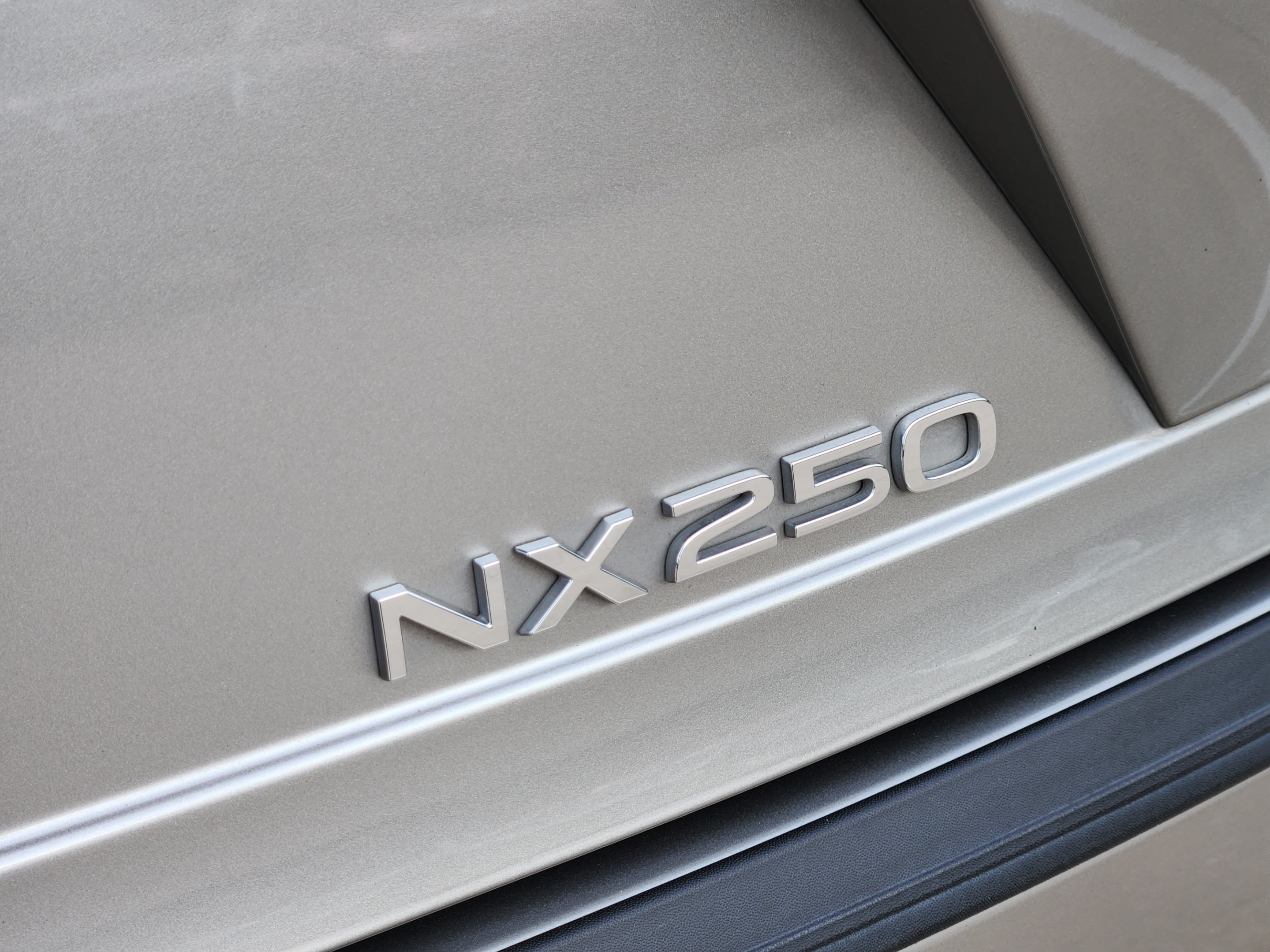 Used 2024 Lexus NX 250 FWD image 40