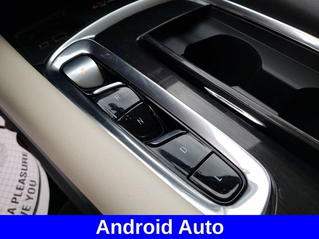 Used 2024 Buick Enclave Essence w/ Sport Touring Edition AWD/4WD image 22