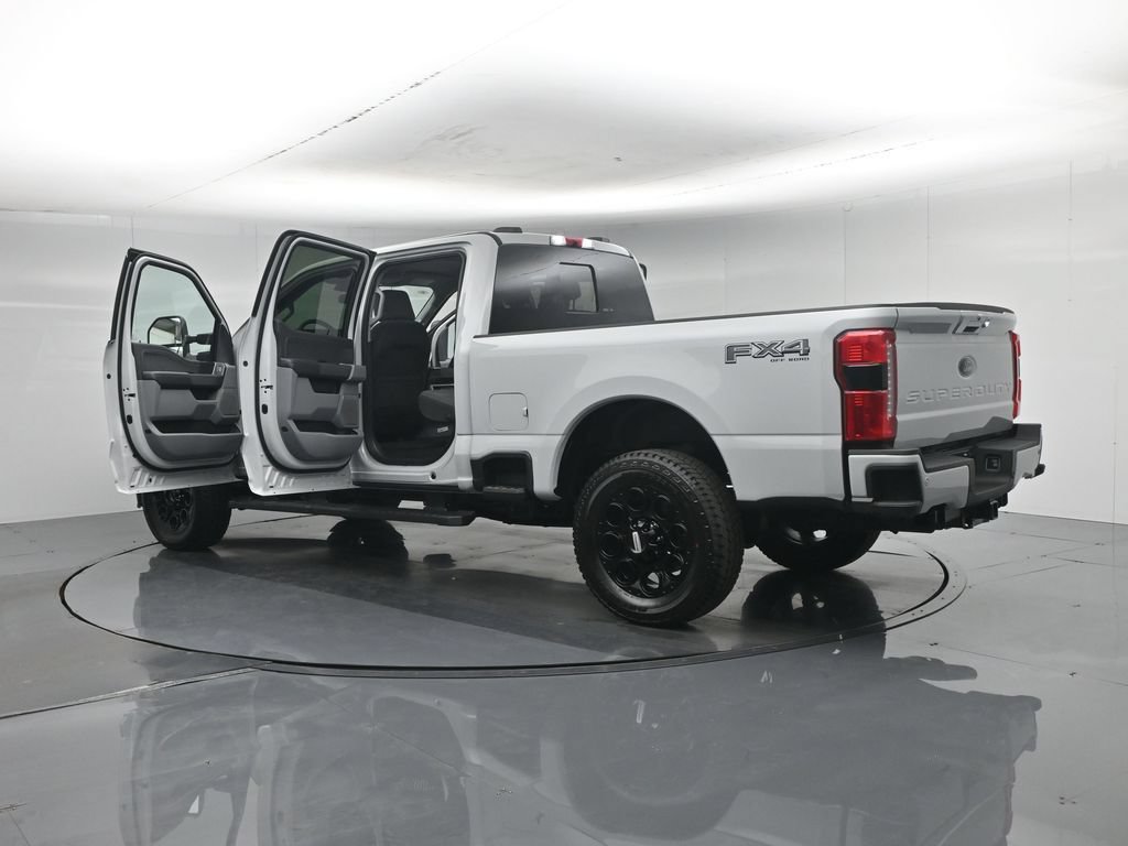 New 2026 Ford F250 XLT w/ XLT Premium Package AWD/4WD image 36