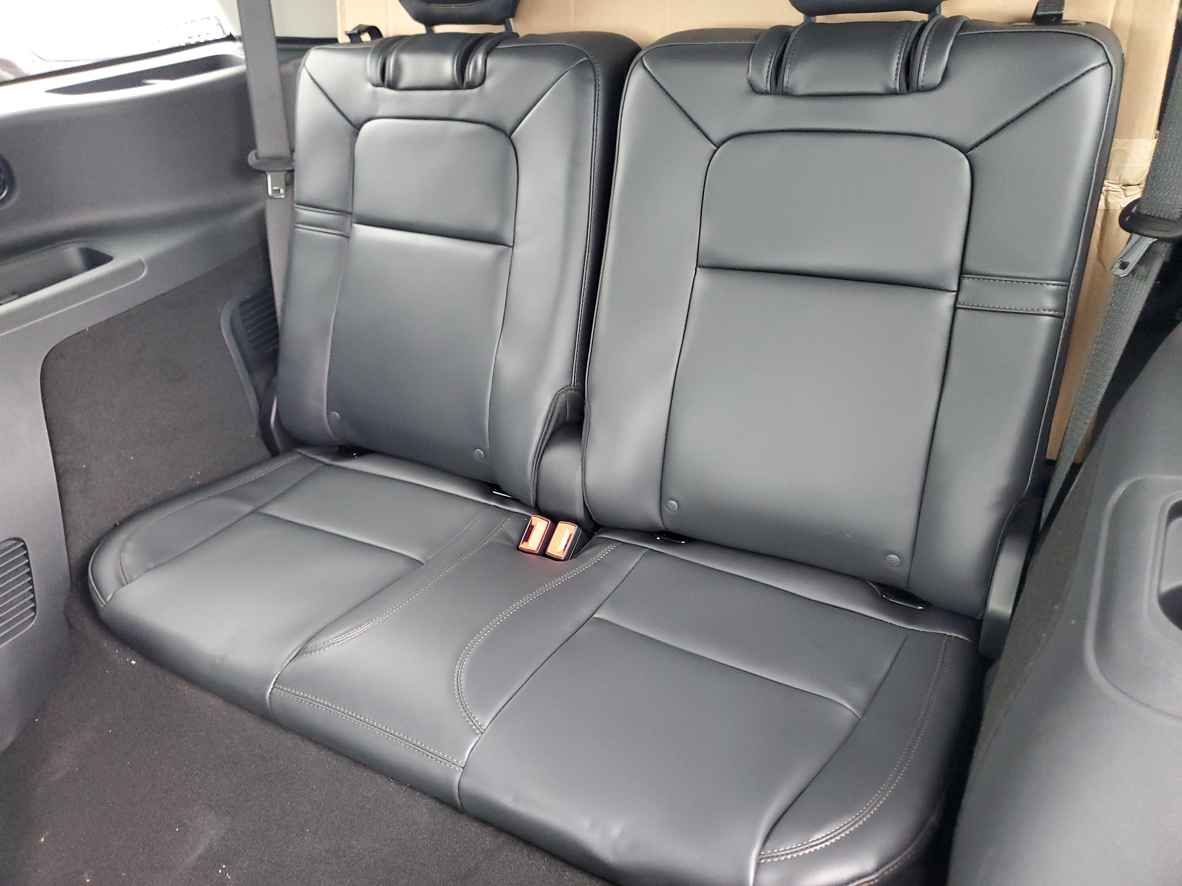 New 2026 Lincoln Aviator AWD image 27