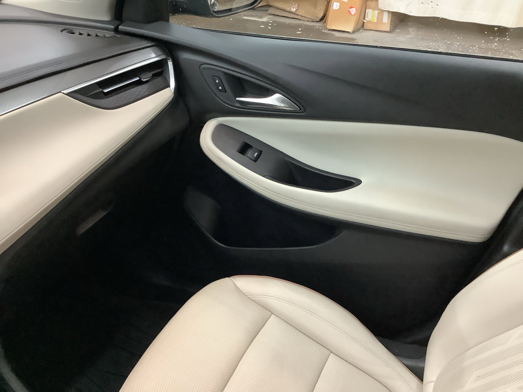Used 2024 Buick Encore GX Avenir w/ Avenir Convenience Package FWD image 22