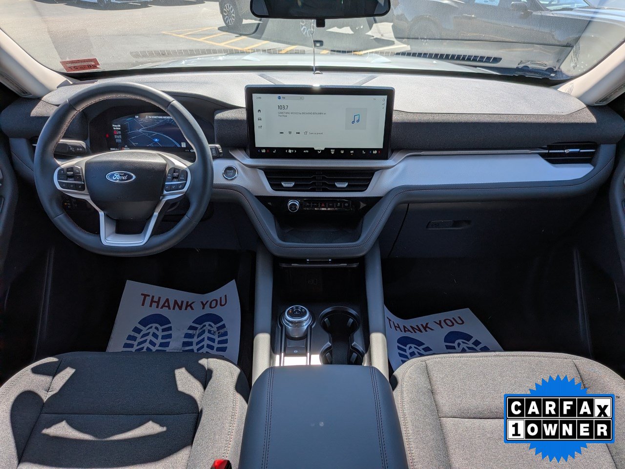 Used 2025 Ford Explorer Active AWD/4WD image 18