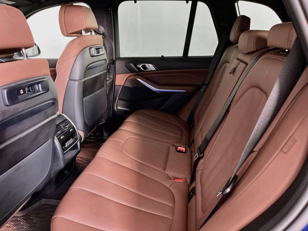 Used 2022 BMW X5 xDrive40i AWD/4WD image 32