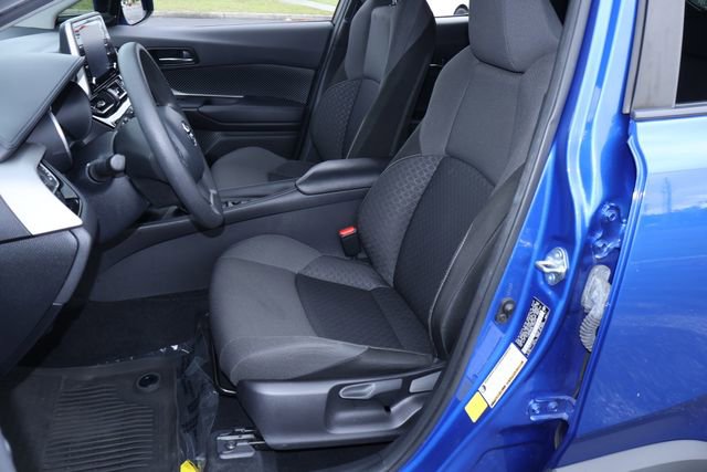 Used 2020 Toyota C-HR LE image 14