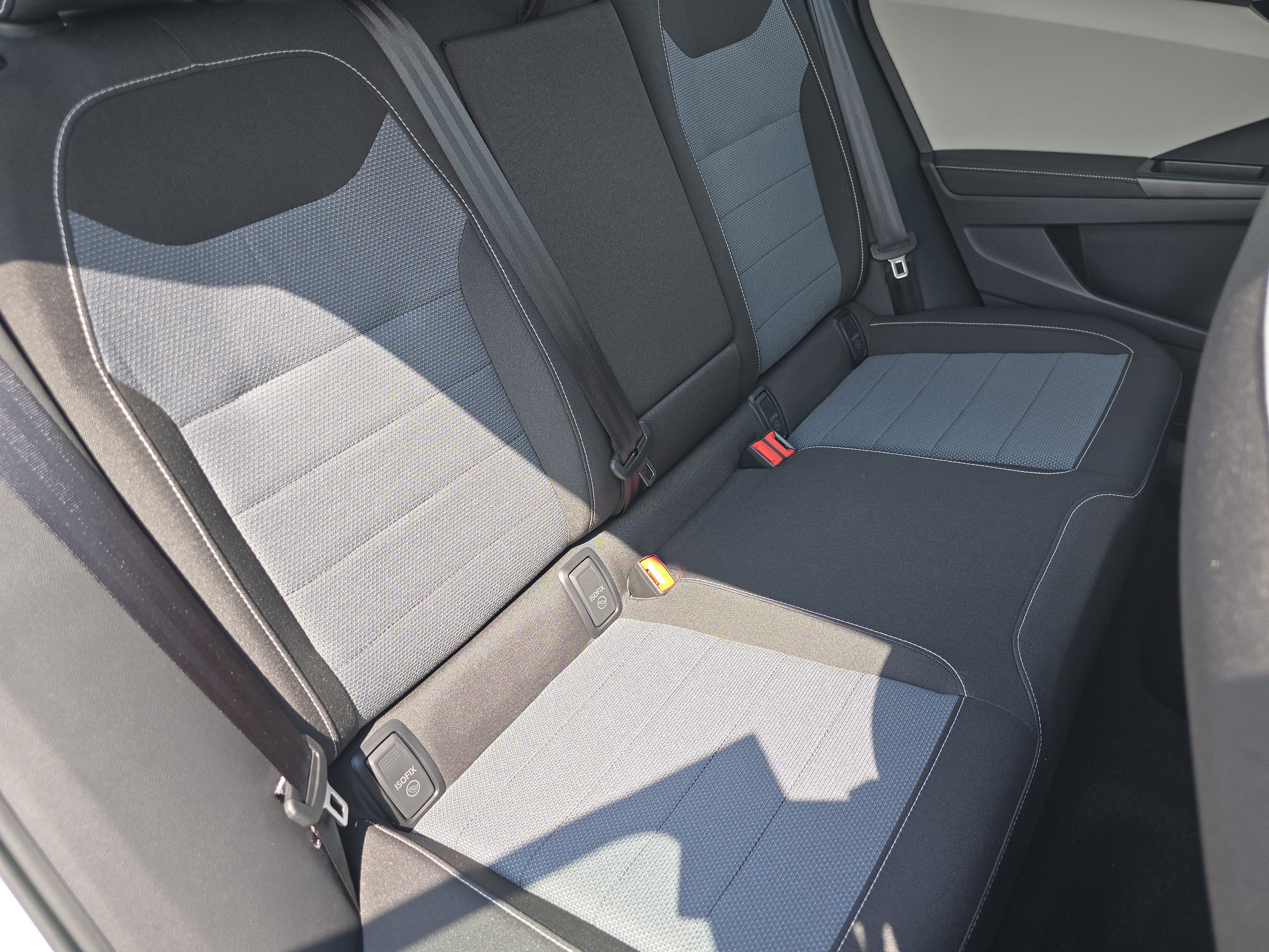 New 2025 Volkswagen Taos S image 15