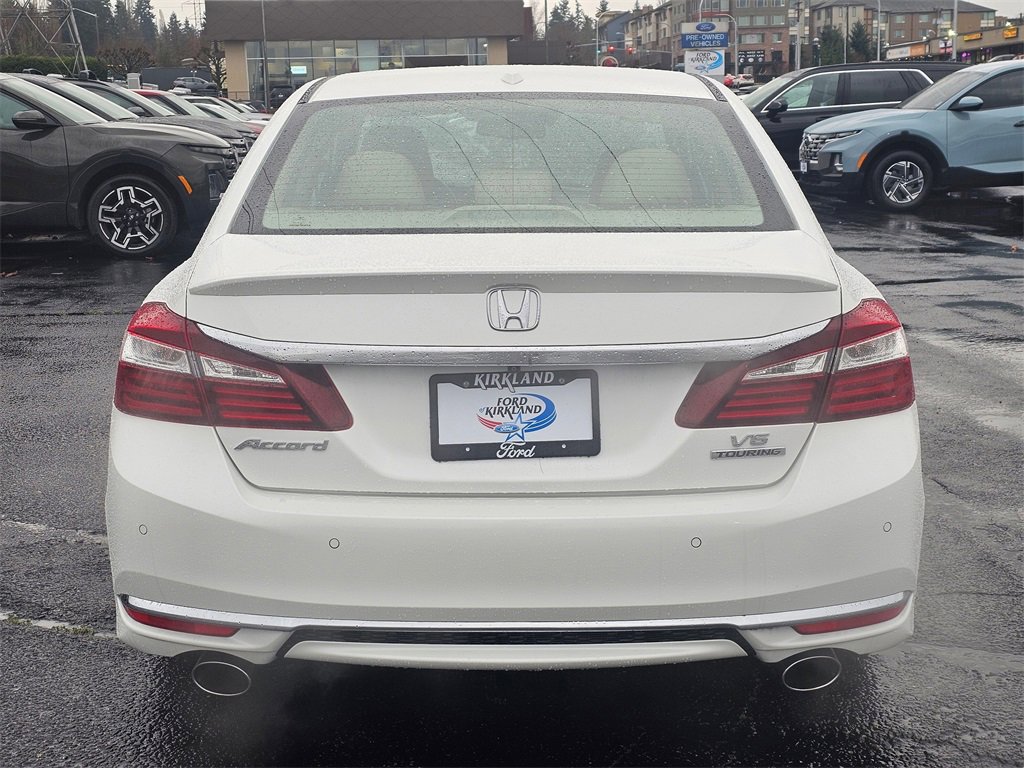 Used 2016 Honda Accord Touring image 6