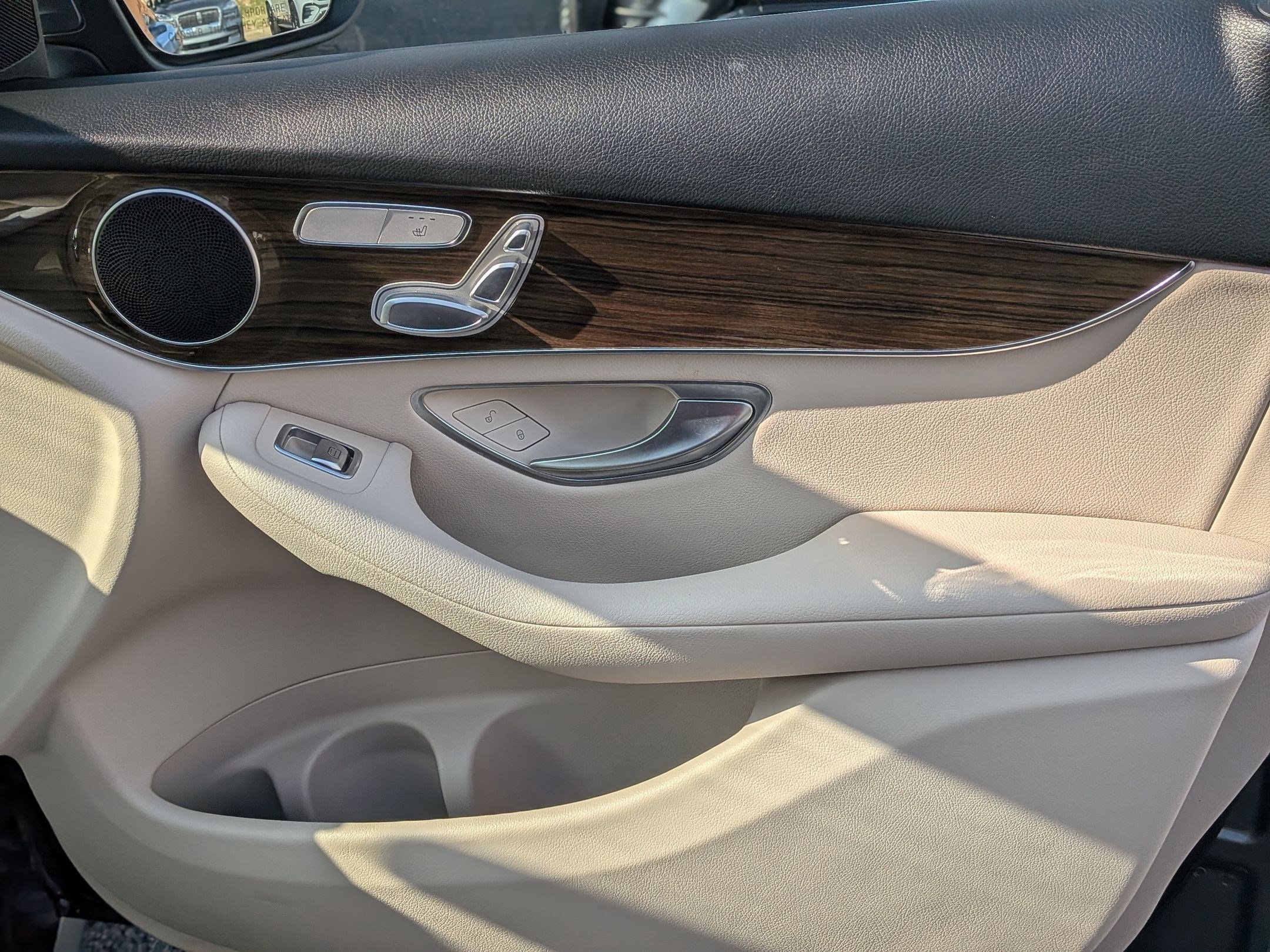 Certified 2021 Mercedes-Benz GLC 300 4MATIC image 36