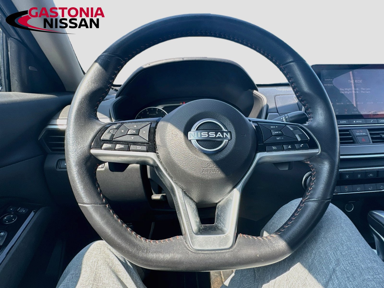 Used 2024 Nissan Altima 2.5 SR FWD image 14