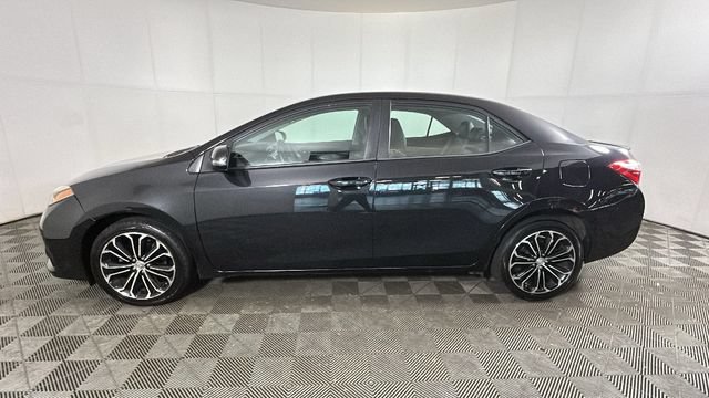 Used 2015 Toyota Corolla S FWD image 5