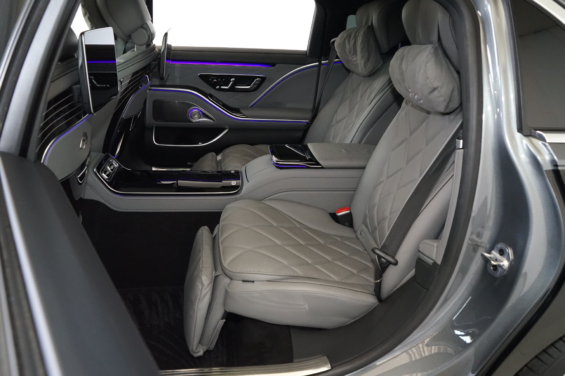 Used 2024 Mercedes-Benz Maybach S 580 4MATIC image 22