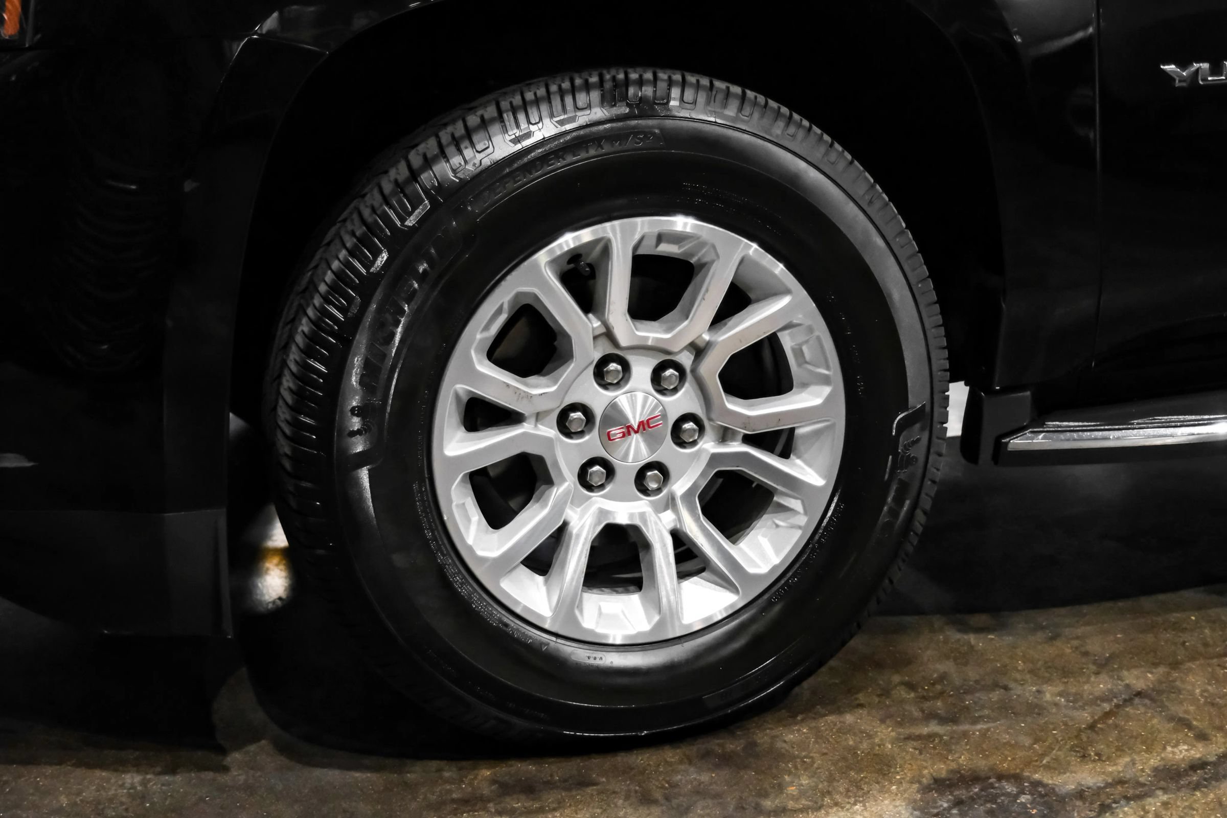 Used 2020 GMC Yukon SLT w/ Open Road Package AWD/4WD image 58