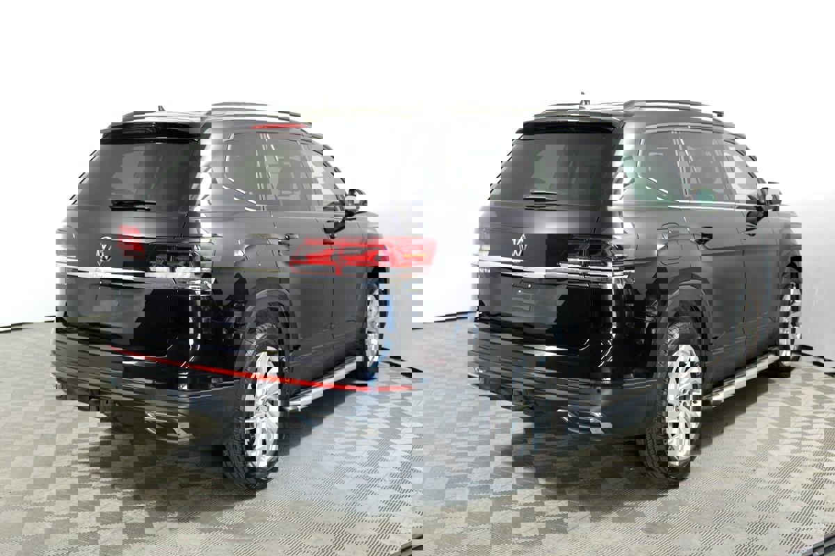 Used 2023 Volkswagen Atlas SE w/ Panoramic Sunroof Package image 39