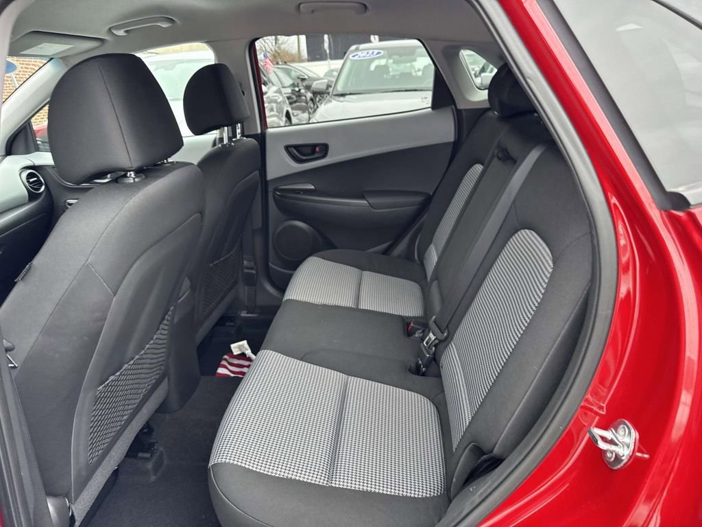 Used 2021 Hyundai Kona SEL image 11