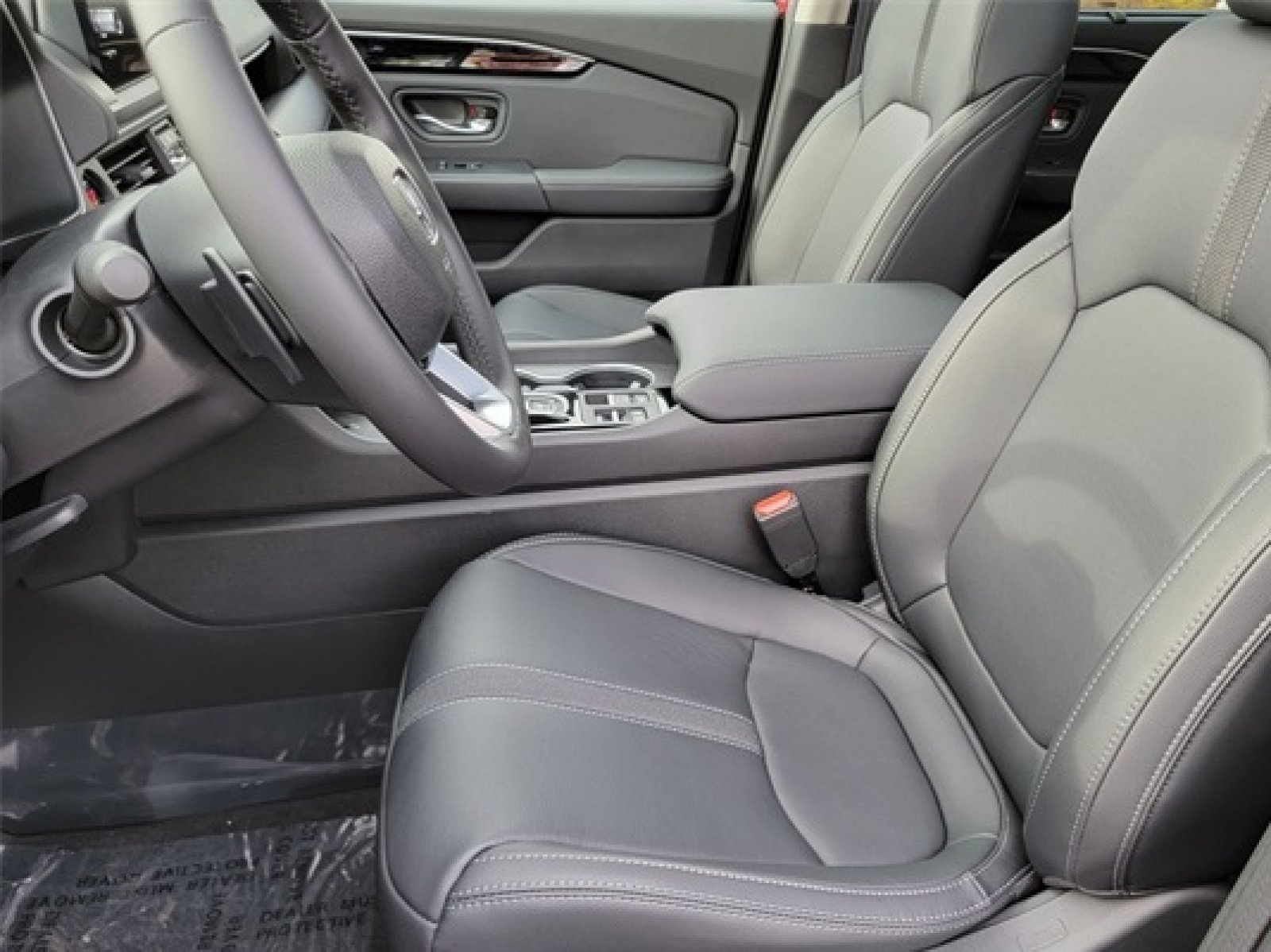 New 2025 Honda Pilot Touring image 21