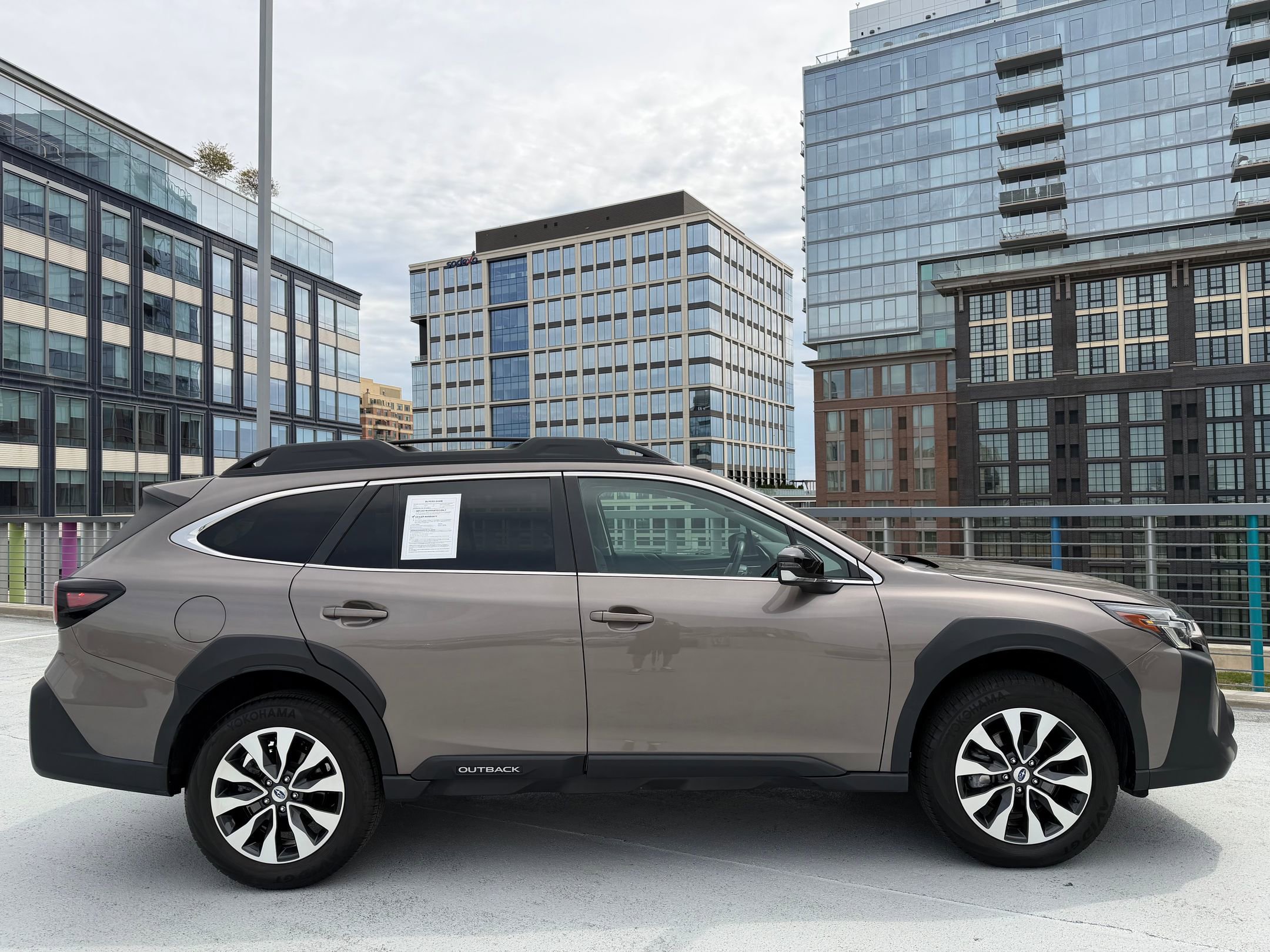 Used 2024 Subaru Outback Limited AWD/4WD image 8