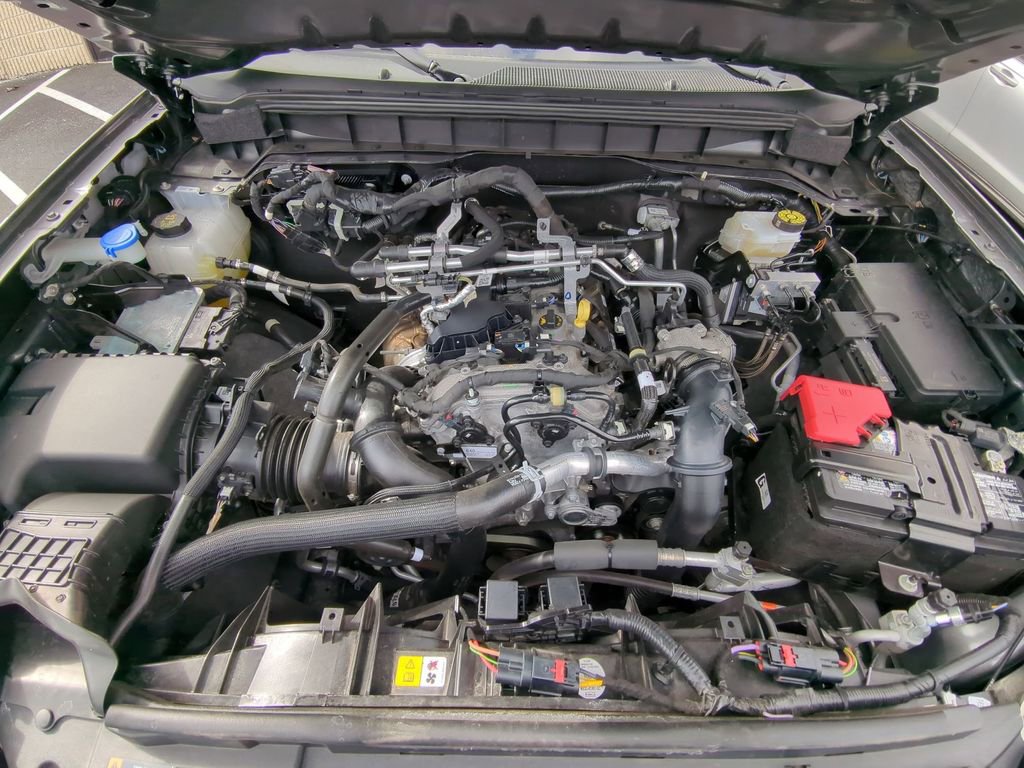 Used 2025 Ford Bronco Big Bend image 32