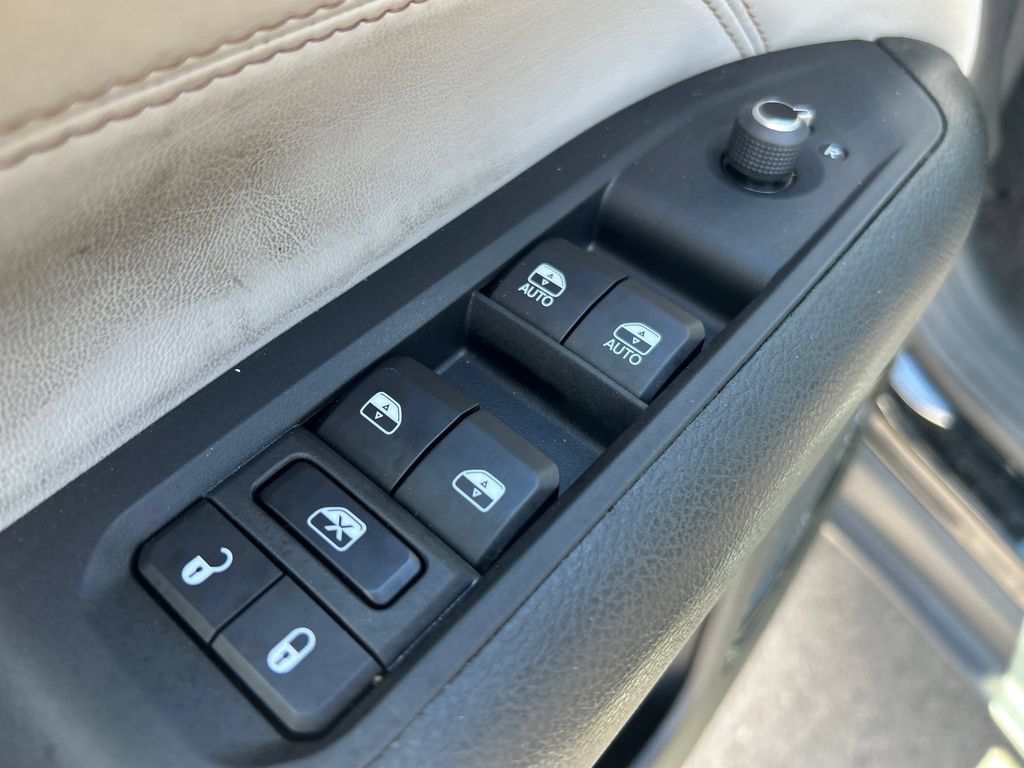 Used 2022 Jeep Compass Limited AWD/4WD image 15