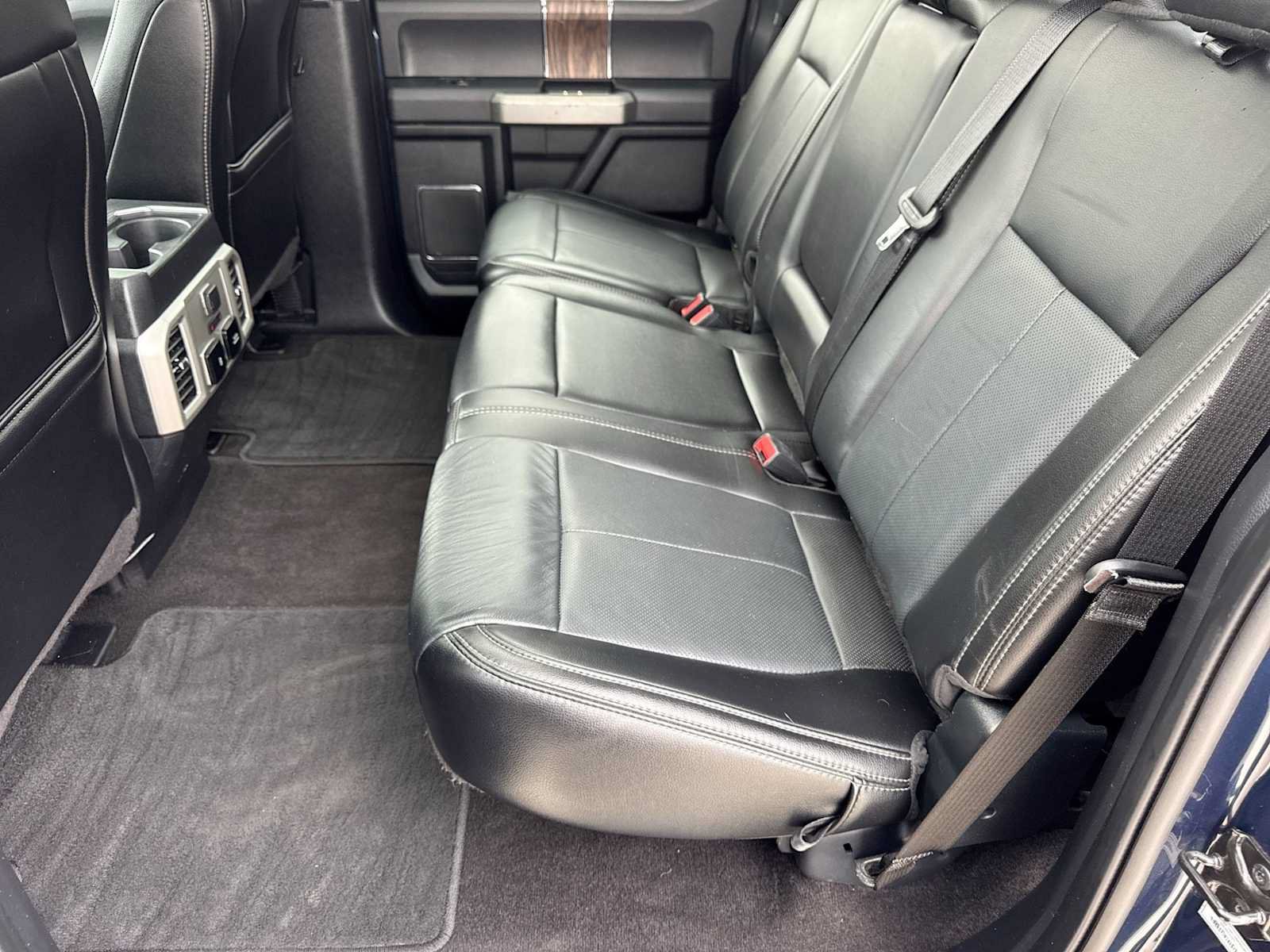 Used 2020 Ford F150 Lariat w/ Equipment Group 502A Luxury AWD/4WD image 19