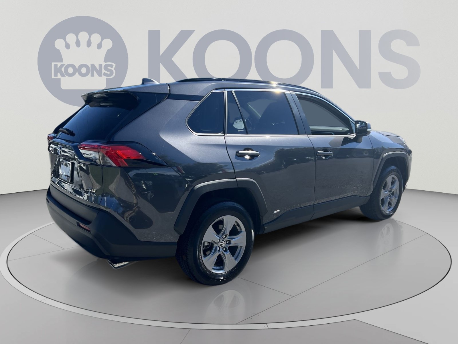 Used 2025 Toyota RAV4 XLE w/ Weather Package AWD/4WD image 7