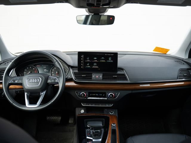 Used 2023 Audi Q5 2.0T Premium w/ Convenience Package image 21