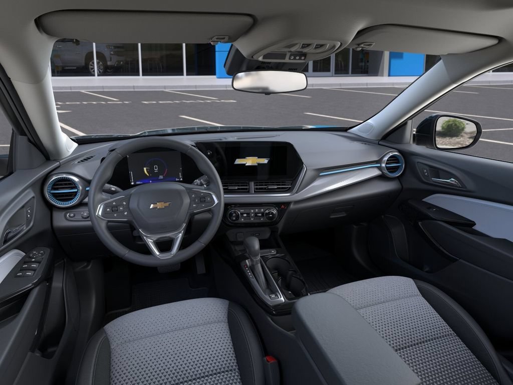 New 2026 Chevrolet Trax LT w/ Sunroof Package FWD image 16