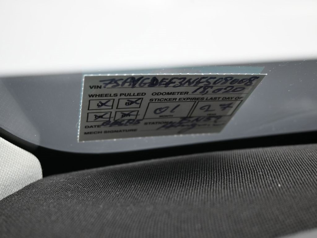 Used 2022 Tesla Model Y Performance image 9