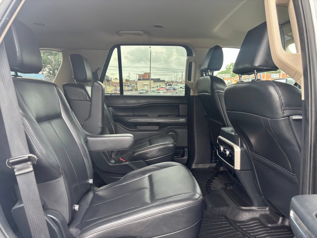 Used 2024 Ford Expedition XLT AWD/4WD image 25