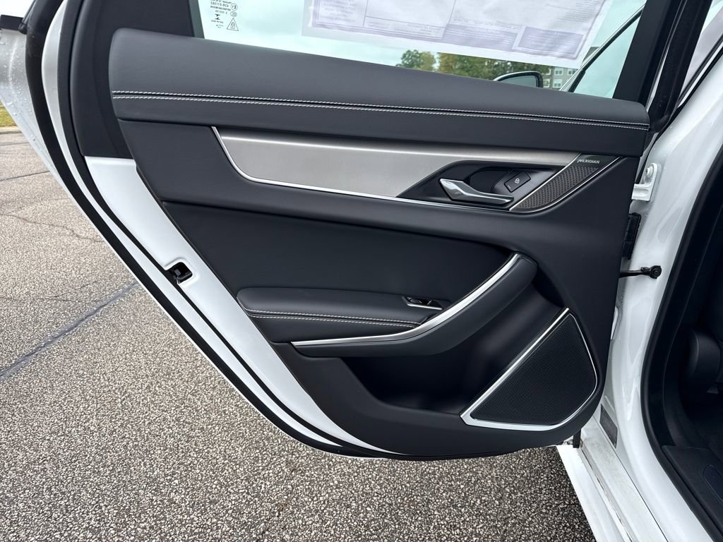 New 2024 Jaguar XF R-Dynamic SE image 12