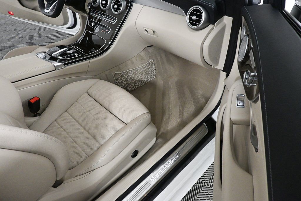 Used 2017 Mercedes-Benz C 300 4MATIC Cabriolet image 21