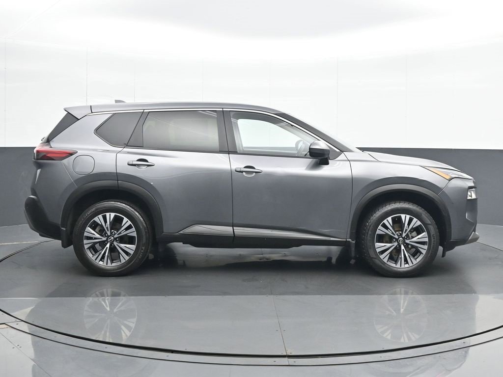 Used 2023 Nissan Rogue SV image 7