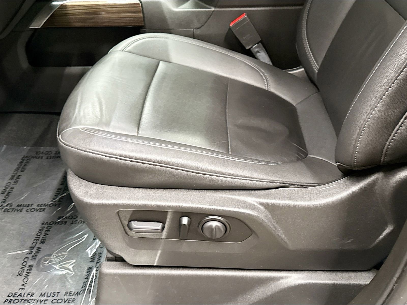 Used 2021 Chevrolet Silverado 1500 RST w/ All Star Edition Plus AWD/4WD image 23