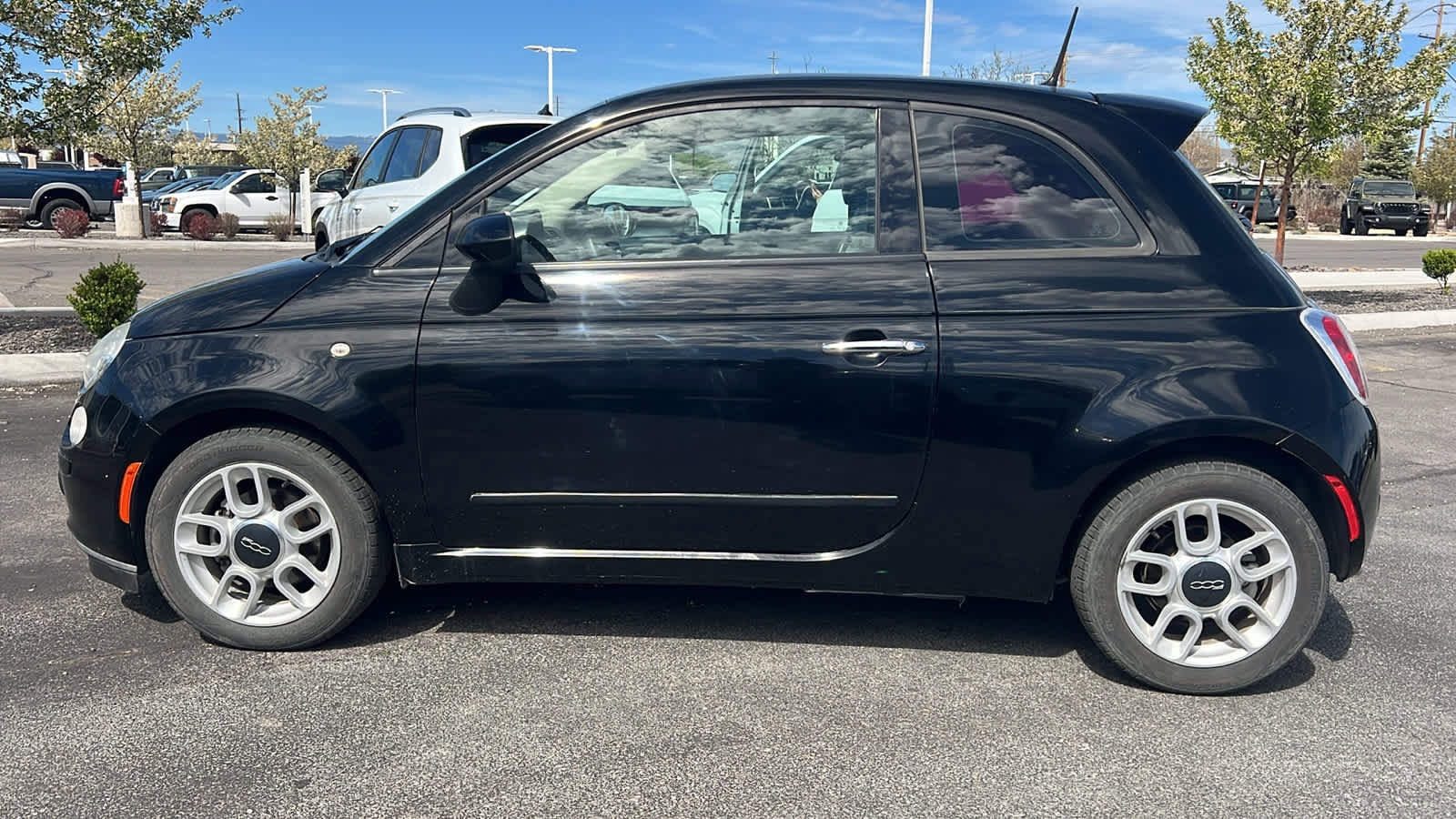 Used 2015 FIAT 500 Pop image 8