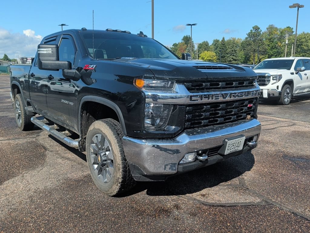 Used 2021 Chevrolet Silverado 2500 LT w/ Convenience Package AWD/4WD image 4