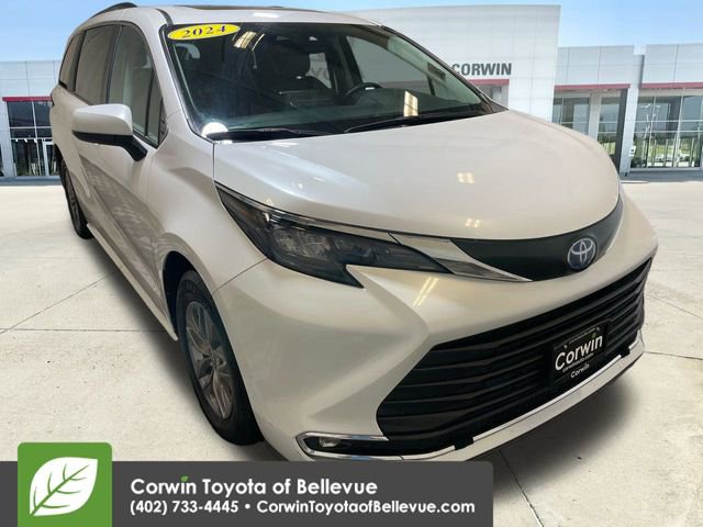 Used 2024 Toyota Sienna XLE
